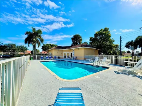 9907 Westwood Drive Tamarac FL 33321