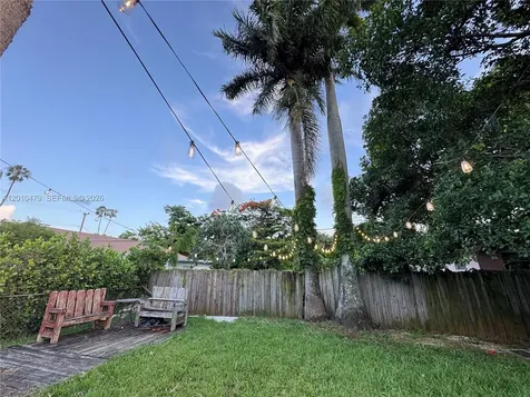 256 NW 82nd Terrace Miami FL 33150