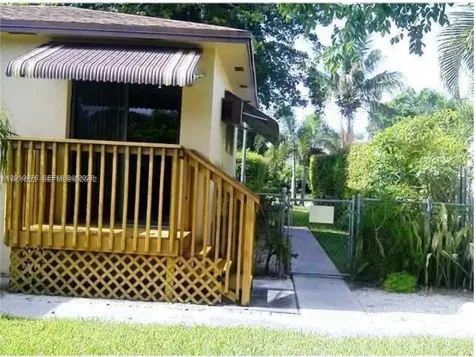 2619 Arthur Street Hollywood FL 33020