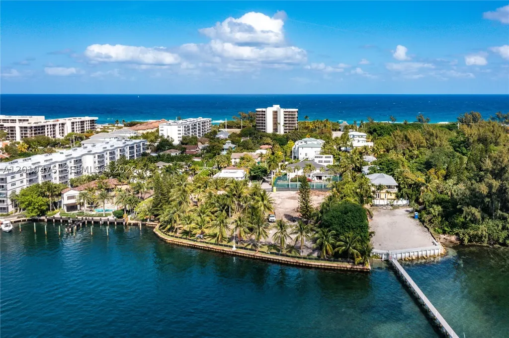 910 NE 24th Street Boca Raton FL 33431