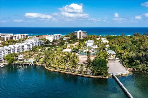 910 NE 24th Street Boca Raton FL 33431