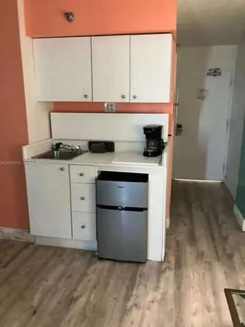 1909 S Atlantic Avenue Daytona FL 33118