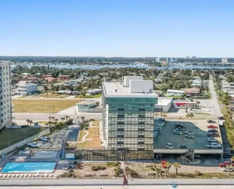 1909 S Atlantic Avenue Daytona FL 33118