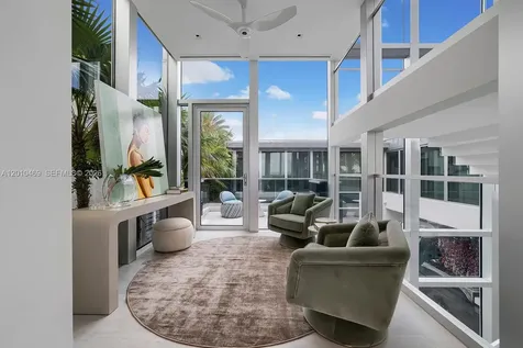 7815 Atlantic Way Miami Beach FL 33141