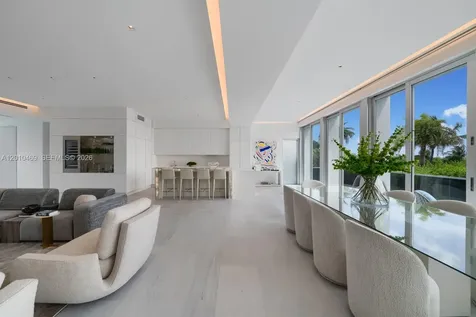 7815 Atlantic Way Miami Beach FL 33141