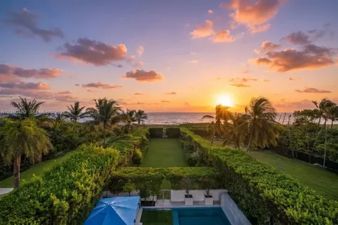 7815 Atlantic Way Miami Beach FL 33141