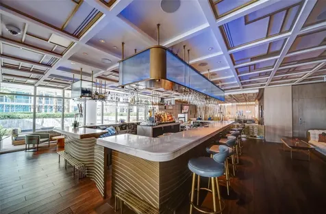 6799 Collins Avenue Miami Beach FL 33141