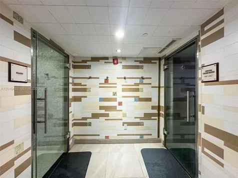 6799 Collins Avenue Miami Beach FL 33141