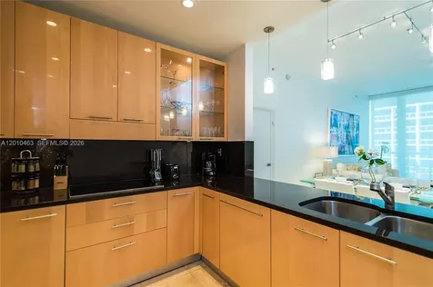 6799 Collins Avenue Miami Beach FL 33141
