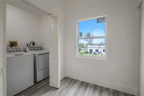 763 NW 80th Street Miami FL 33150