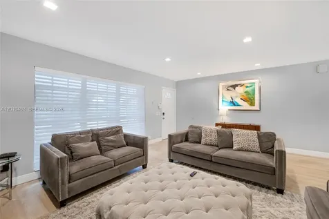 7711 Coquina Drive North Bay Village FL 33141
