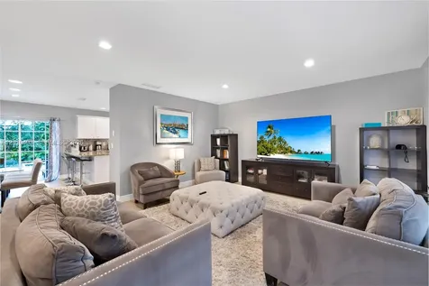 7711 Coquina Drive North Bay Village FL 33141
