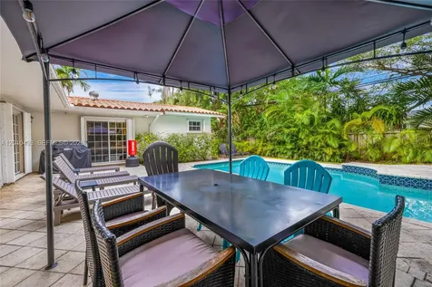 7711 Coquina Drive North Bay Village FL 33141
