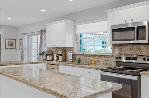7711 Coquina Drive North Bay Village FL 33141