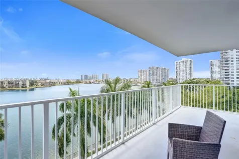 2851 NE 183rd Street Aventura FL 33160