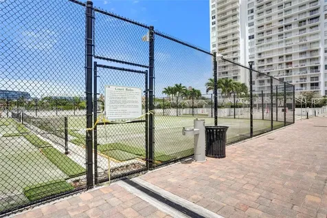 2851 NE 183rd Street Aventura FL 33160
