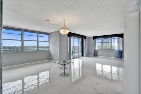 2851 NE 183rd Street Aventura FL 33160
