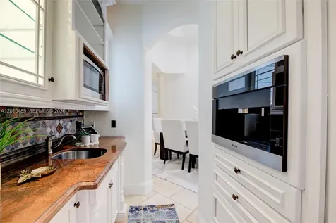 16740 Berkshire Court Southwest Ranches FL 33331