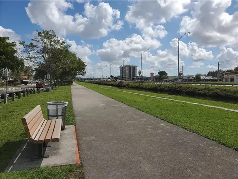 690 SW 120th Avenue Miami FL 33184