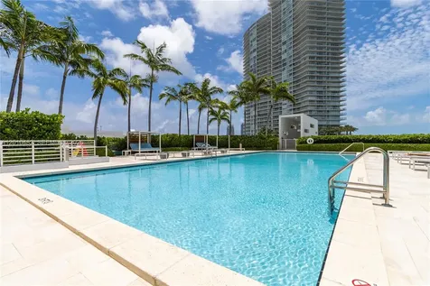 520 West Avenue Miami Beach FL 33139