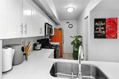 8640 SW 212th Street Cutler Bay FL 33189