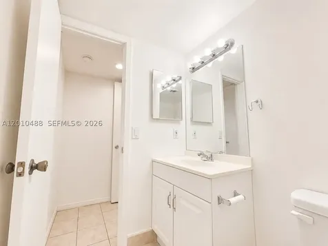 8640 SW 212th Street Cutler Bay FL 33189