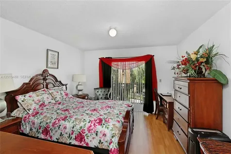 8640 SW 212th Street Cutler Bay FL 33189