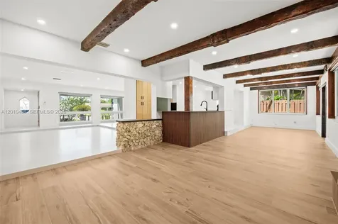 5421 Buchanan Street Hollywood FL 33021