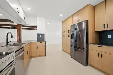 5421 Buchanan Street Hollywood FL 33021
