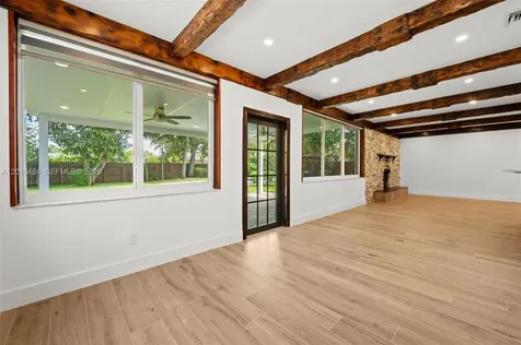5421 Buchanan Street Hollywood FL 33021