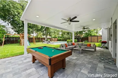 5421 Buchanan Street Hollywood FL 33021