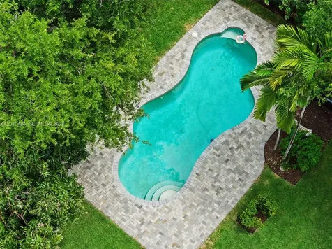 5421 Buchanan Street Hollywood FL 33021