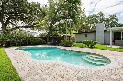 5421 Buchanan Street Hollywood FL 33021