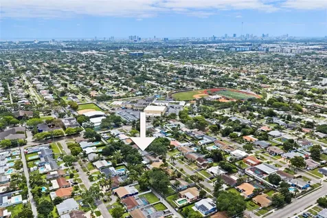 5421 Buchanan Street Hollywood FL 33021