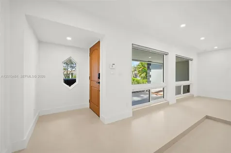 5421 Buchanan Street Hollywood FL 33021