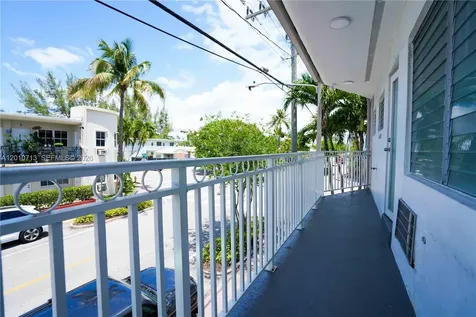 7640 Carlyle Avenue Miami Beach FL 33141