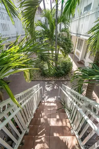 7640 Carlyle Avenue Miami Beach FL 33141