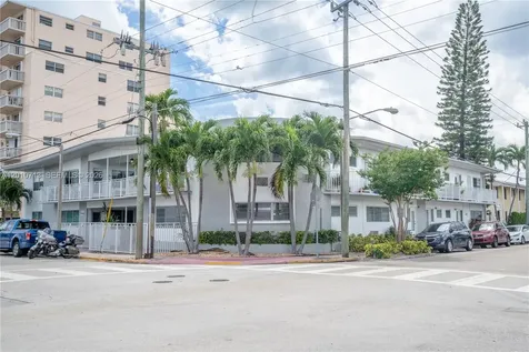7640 Carlyle Avenue Miami Beach FL 33141