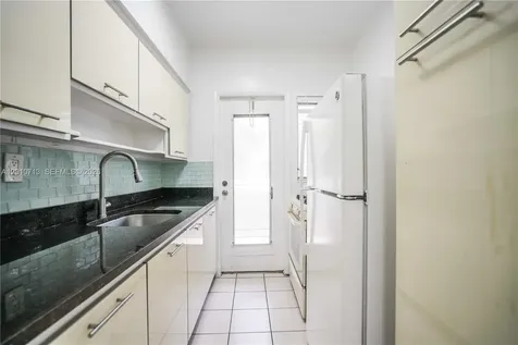 7640 Carlyle Avenue Miami Beach FL 33141