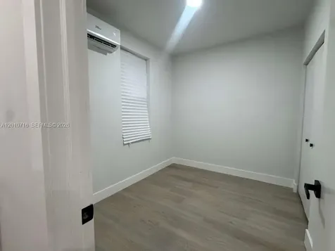 2425 SW 6th Street Miami FL 33135