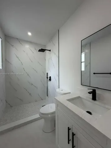 2425 SW 6th Street Miami FL 33135
