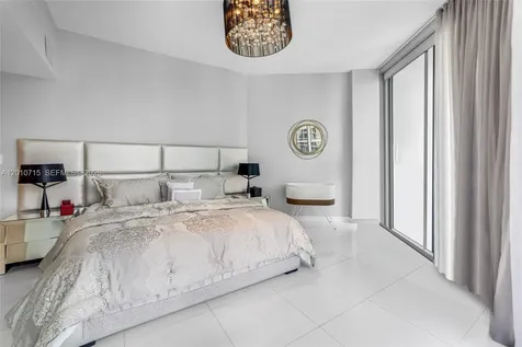 200 Biscayne Boulevard Way Miami FL 33131
