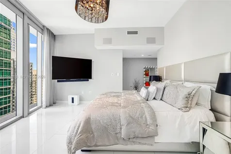 200 Biscayne Boulevard Way Miami FL 33131
