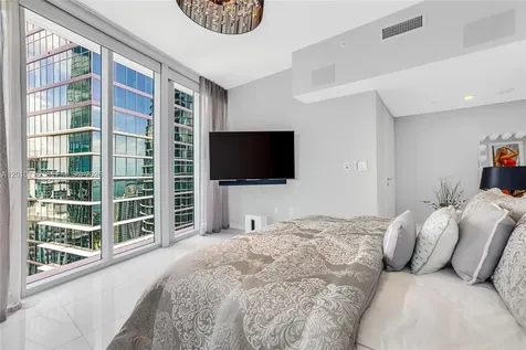 200 Biscayne Boulevard Way Miami FL 33131