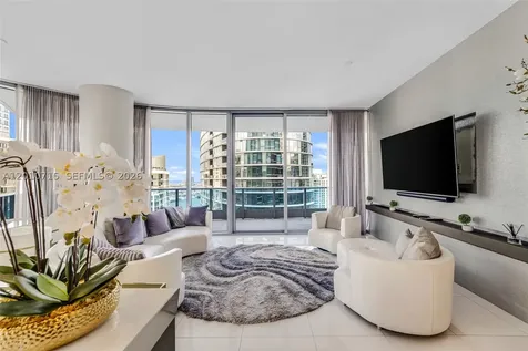 200 Biscayne Boulevard Way Miami FL 33131