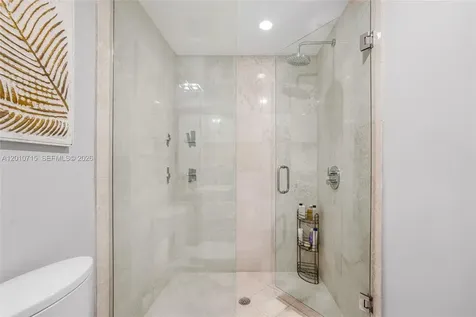 200 Biscayne Boulevard Way Miami FL 33131