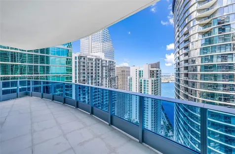 200 Biscayne Boulevard Way Miami FL 33131