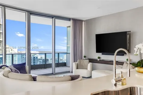 200 Biscayne Boulevard Way Miami FL 33131