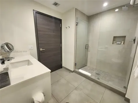 777 N Ocean Drive Hollywood FL 33019