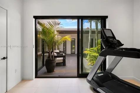 5225 La Gorce Drive Miami Beach FL 33140